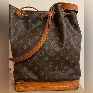 Louis Vuitton Monogram Drawstring Bucket Bag - Brown & Tan Leather